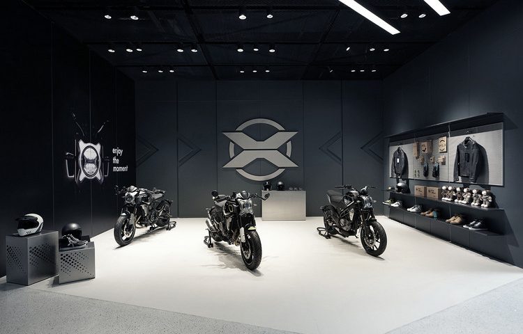 Thiết kế showroom xe máy sang trọng