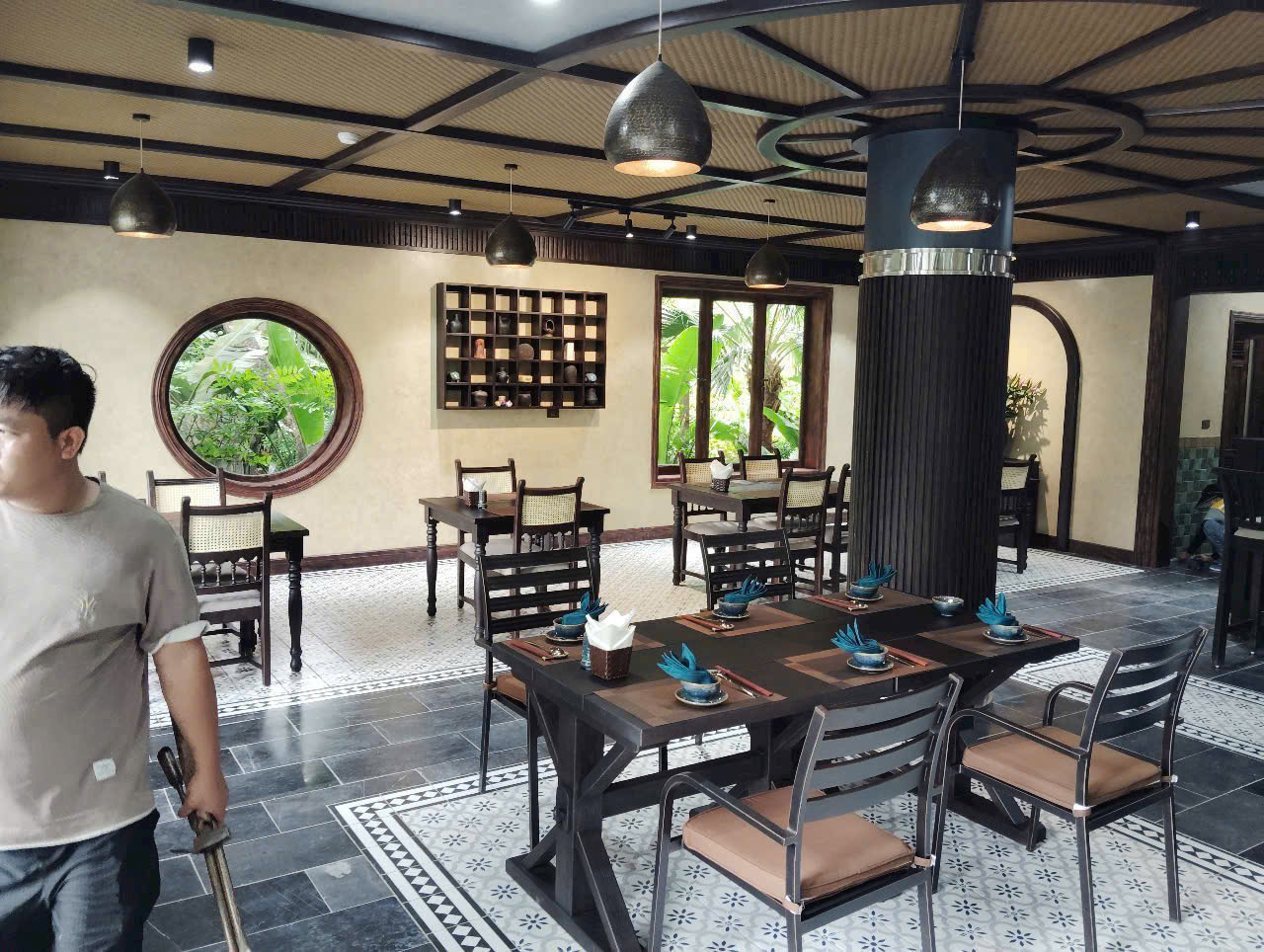 Nội thất nhà hàng tinh tế và thẩm mỹ