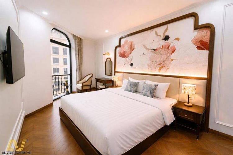 Gam màu gỗ tự nhiên tạo cảm giác gần gũi.