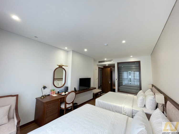 Không chỉ hoàn thiện nội thất, chúng tôi kiến tạo nên những trải nghiệm lưu trú trọn vẹn.